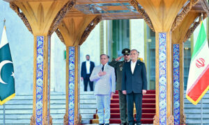 Read more about the article Prime Minister Muhammad Shehbaz Sharif receives Guard of Honor at Sa’dabad Palace. Tehran on May 26, 2025.
